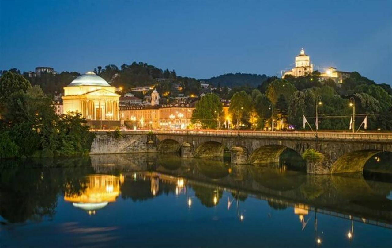 Ferienwohnung La Terrazzina, Silenzioso, Zona Piazza Gran Madre Turin Exterior foto